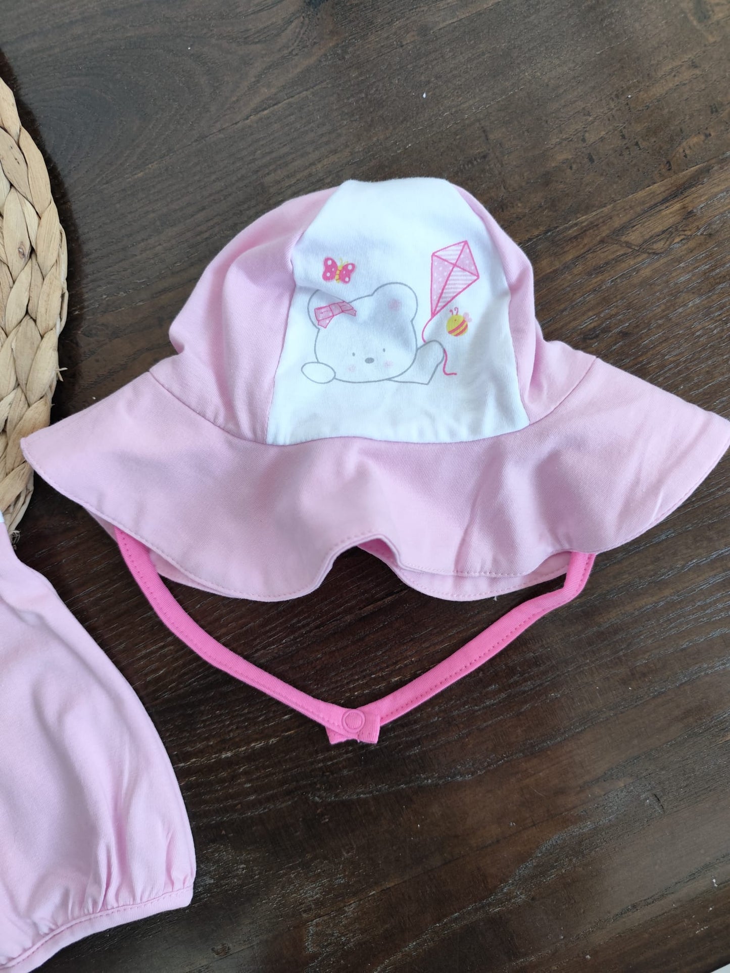 pagliaccetto con cappellino abbinato "Pink lady"
