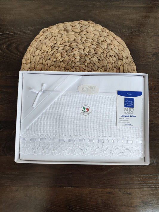 Lenzuoline da ricamo lettino bianche