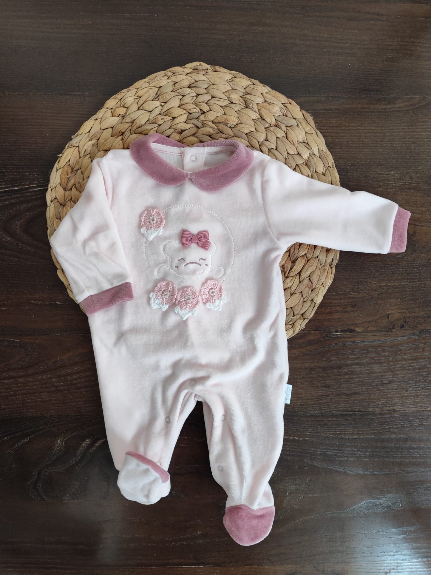 tutina in ciniglia rosa con fiori