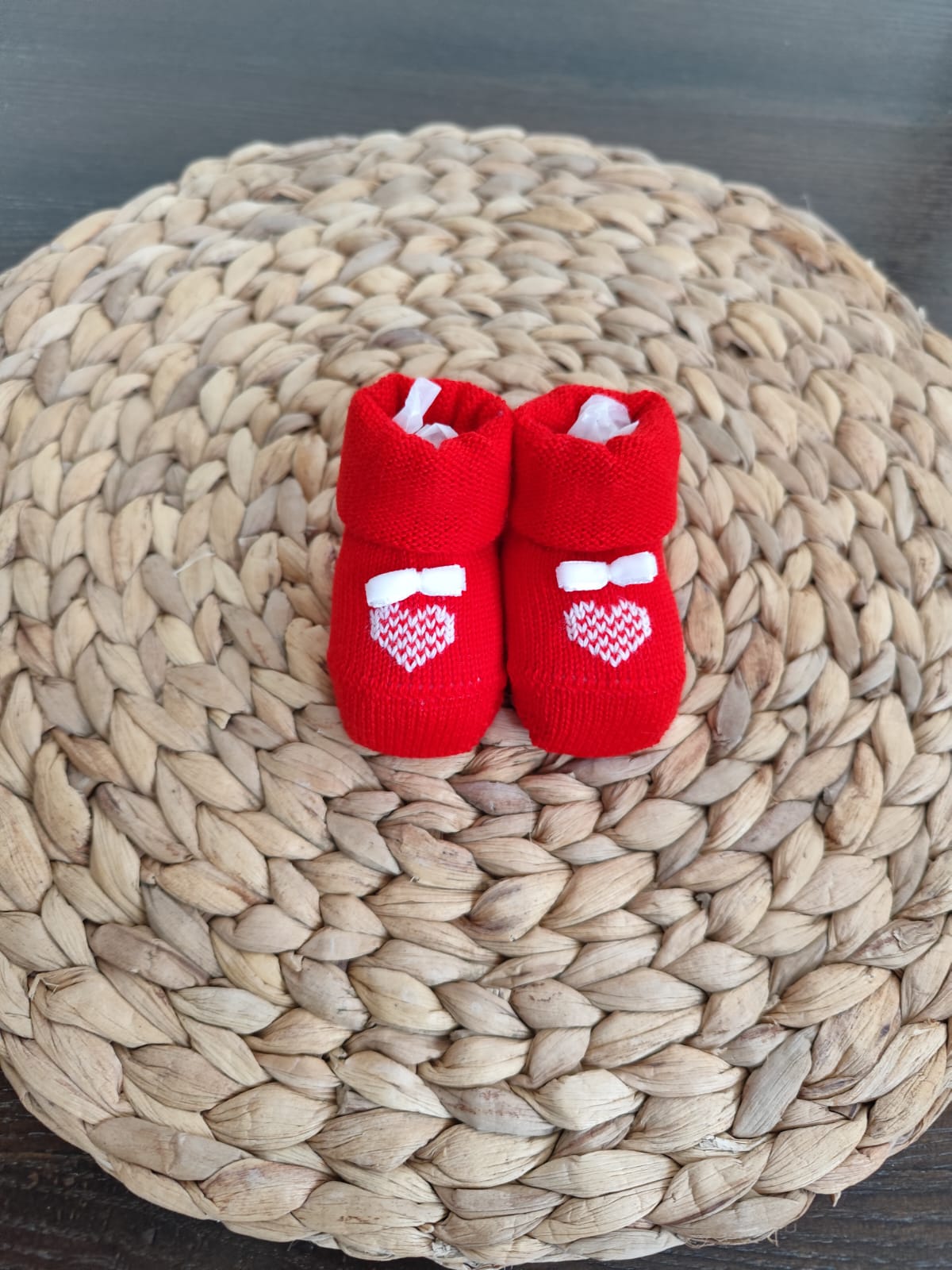 Scarpine Natalizie neonata