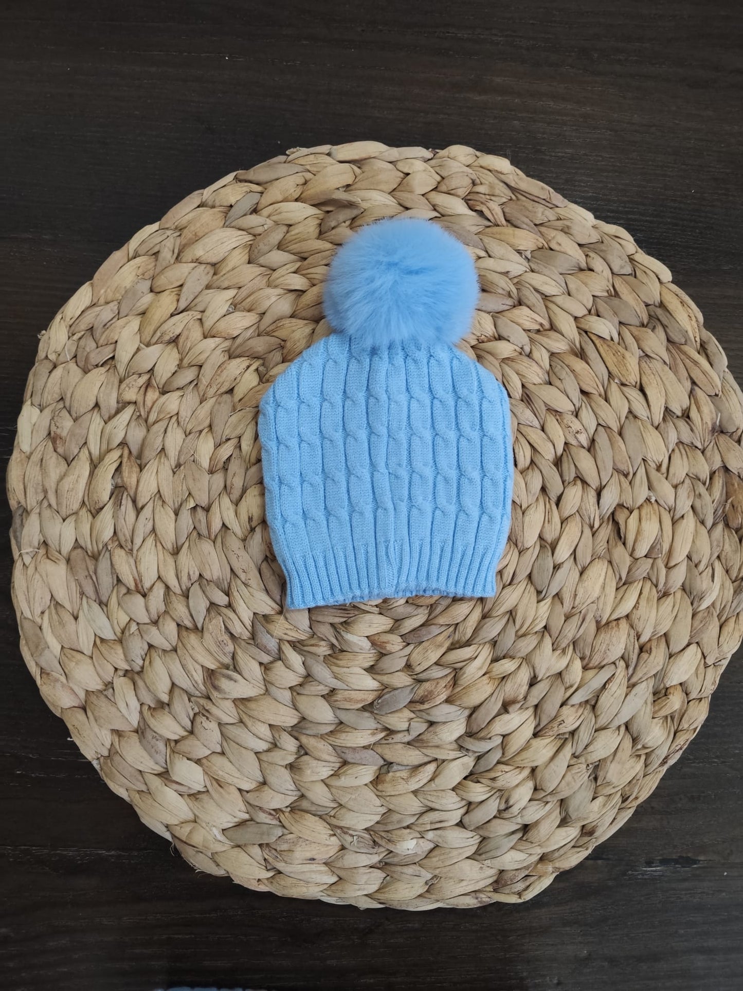 set cappellino con pon pon e copertina culla smacchinata (autunno/inverno)